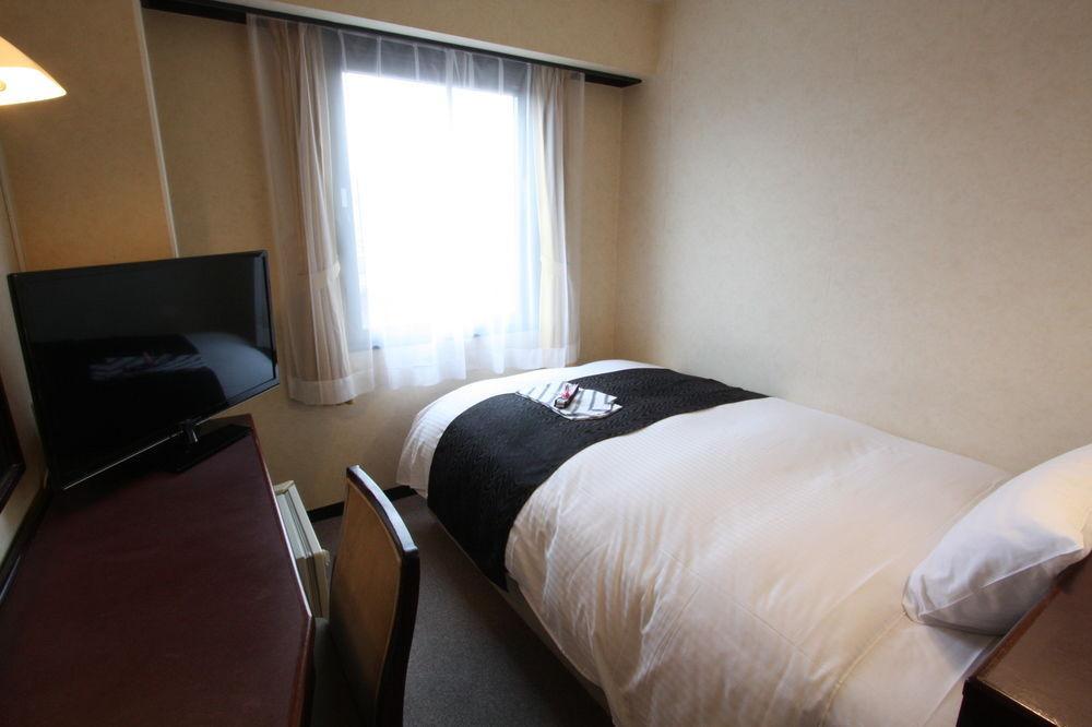 Uozu Manten Hotel Ekimae Kültér fotó