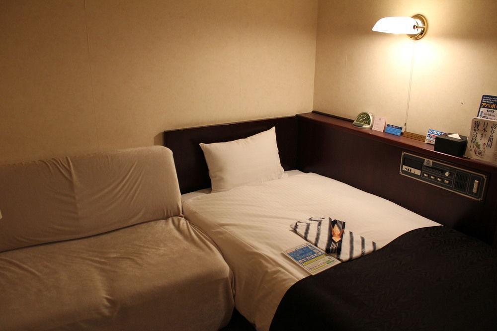 Uozu Manten Hotel Ekimae Kültér fotó