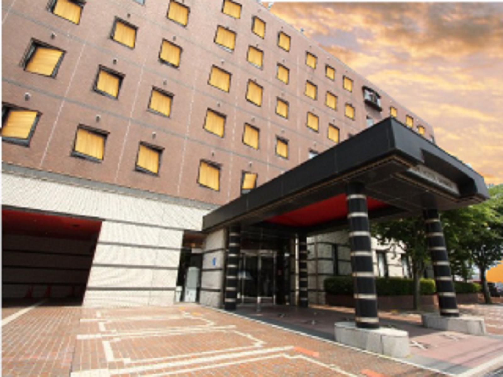 Uozu Manten Hotel Ekimae Kültér fotó