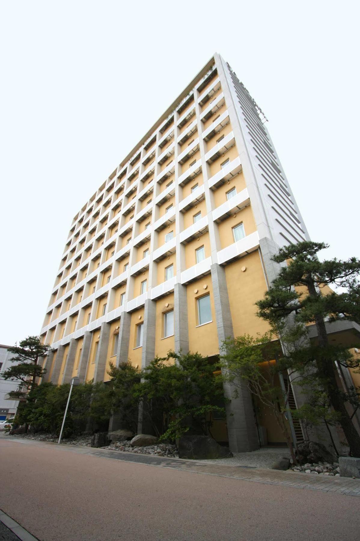 Uozu Manten Hotel Ekimae Kültér fotó